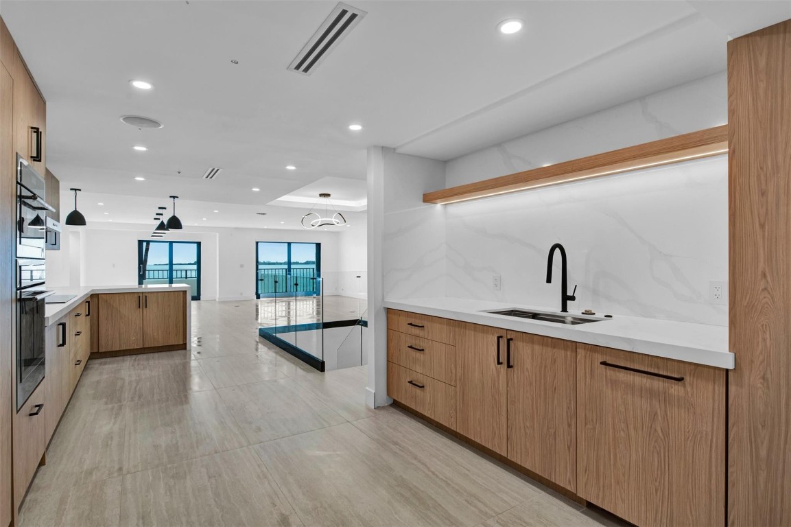 Brickell Key One - Residential