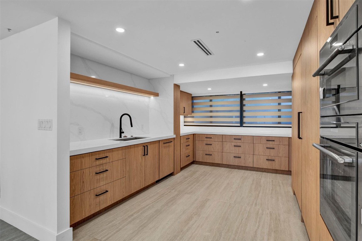 Brickell Key One - Residential