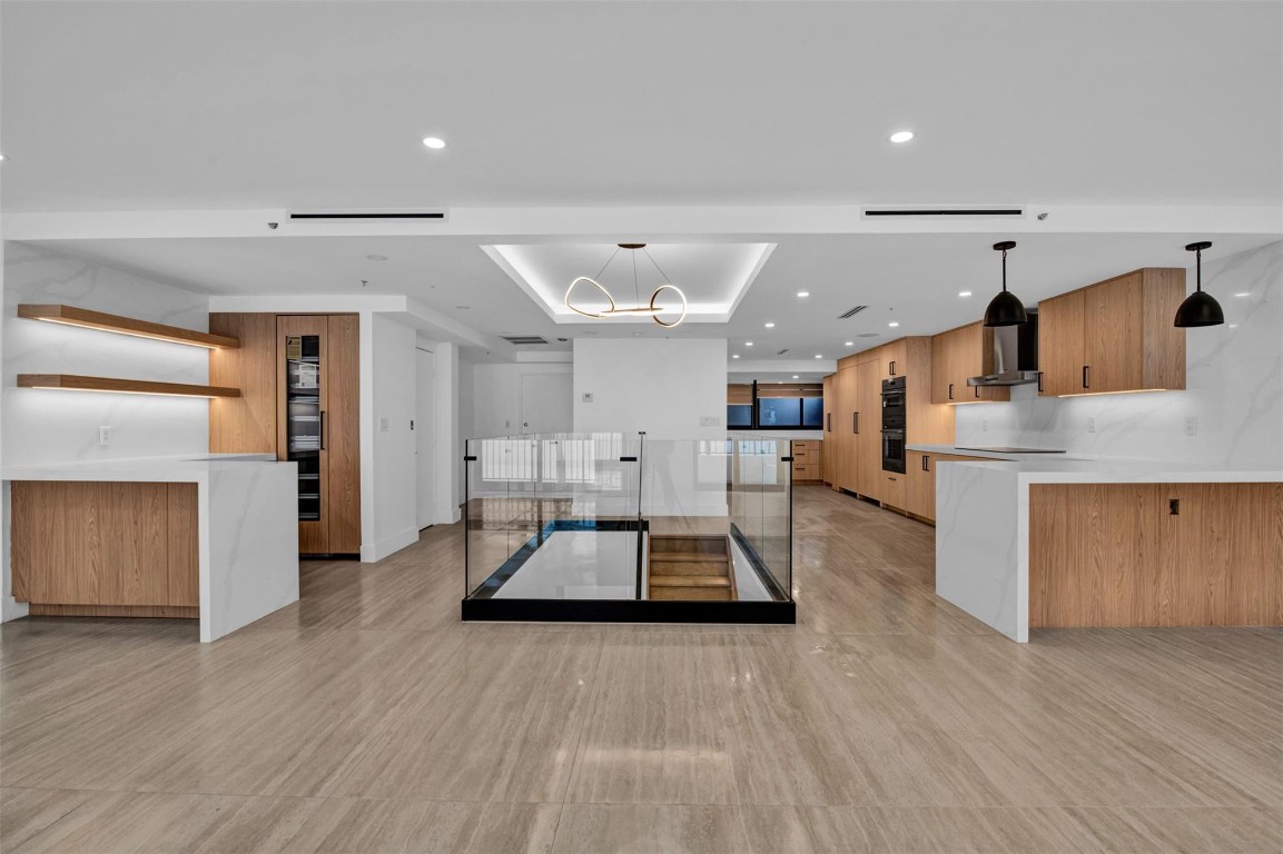 520 E Brickell Key Drive BH25