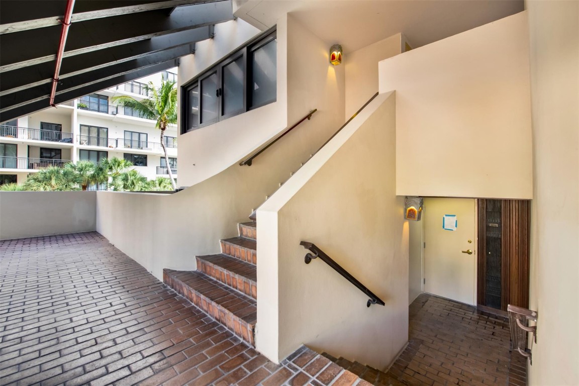 Brickell Key One - Residential