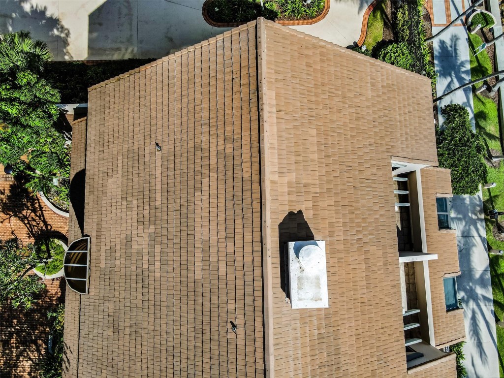 Brickell Key One - Residential