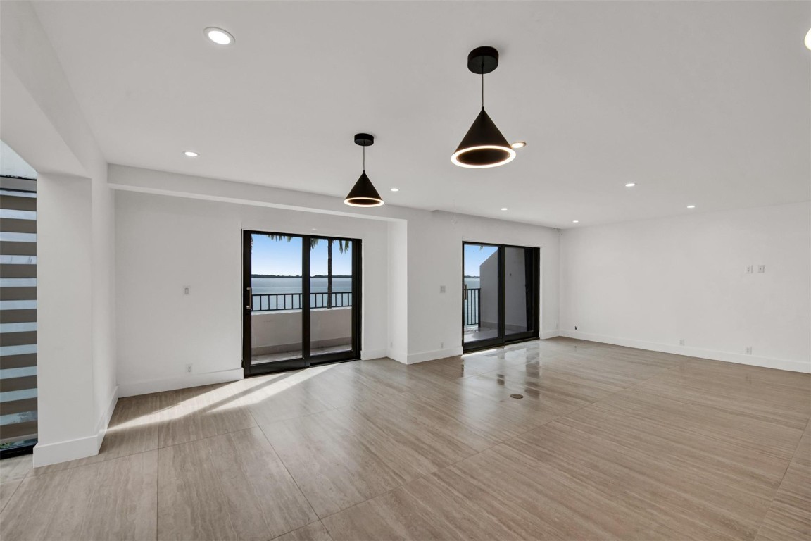 Brickell Key One - Residential