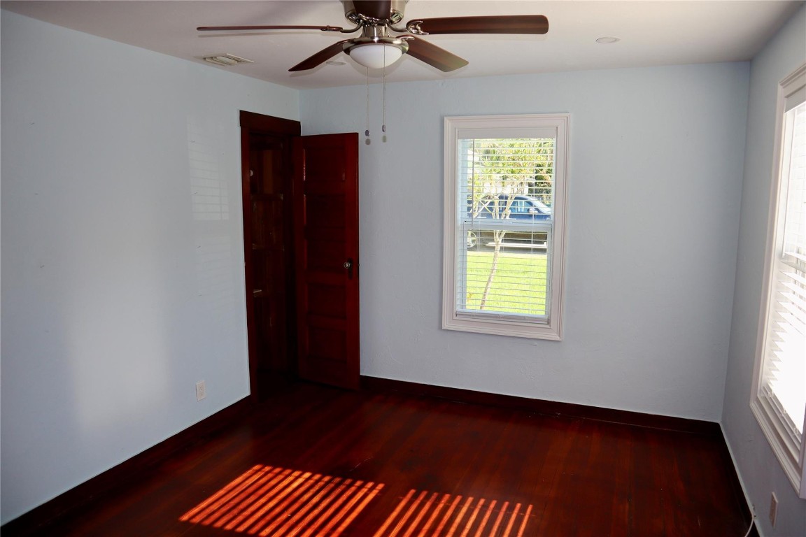 Oakland Park First Add 2- - Land