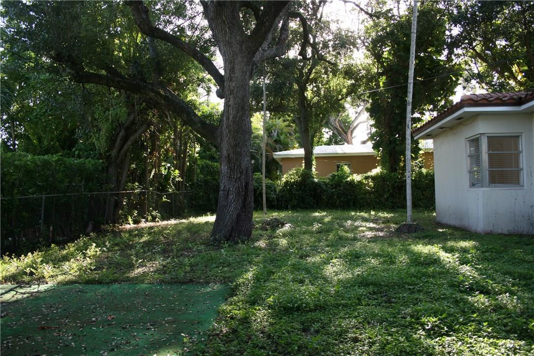 Bay Lure - Residential