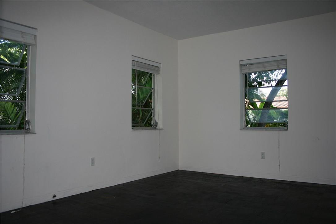 Bay Lure - Residential