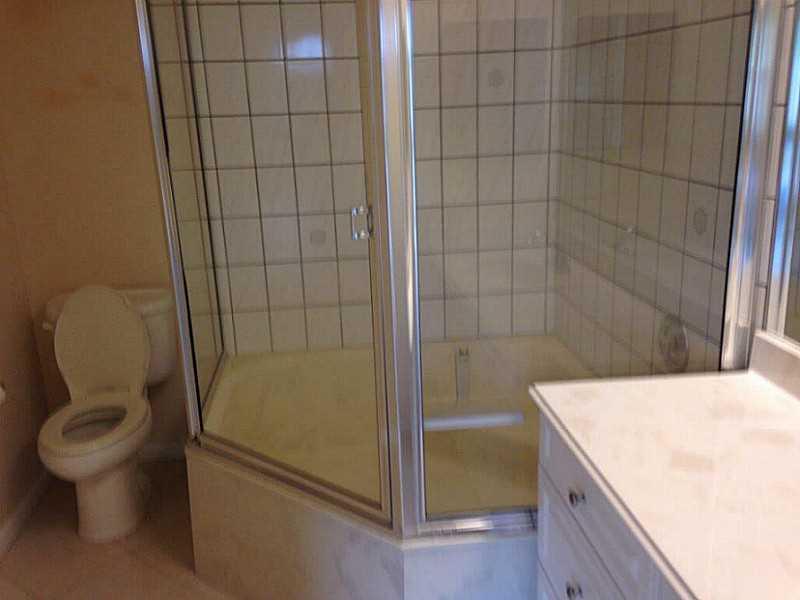 MEADOWBROOK AT PGA CONDO - Residential Lease