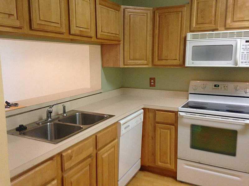 MEADOWBROOK AT PGA CONDO - Residential Lease