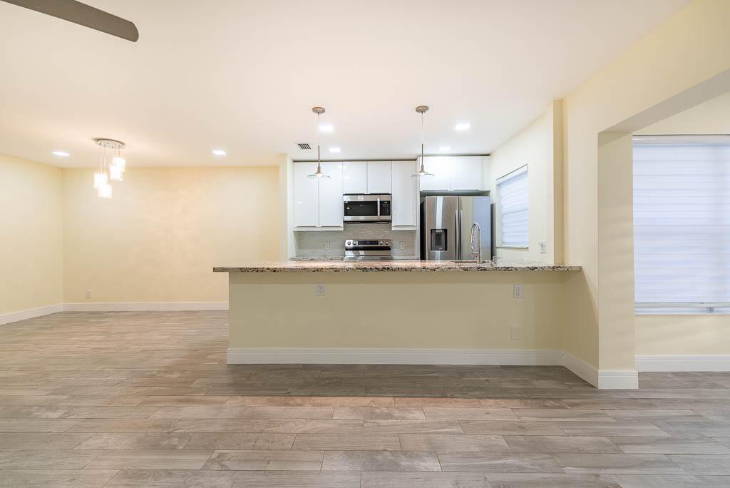 14250 Nesting Way B
