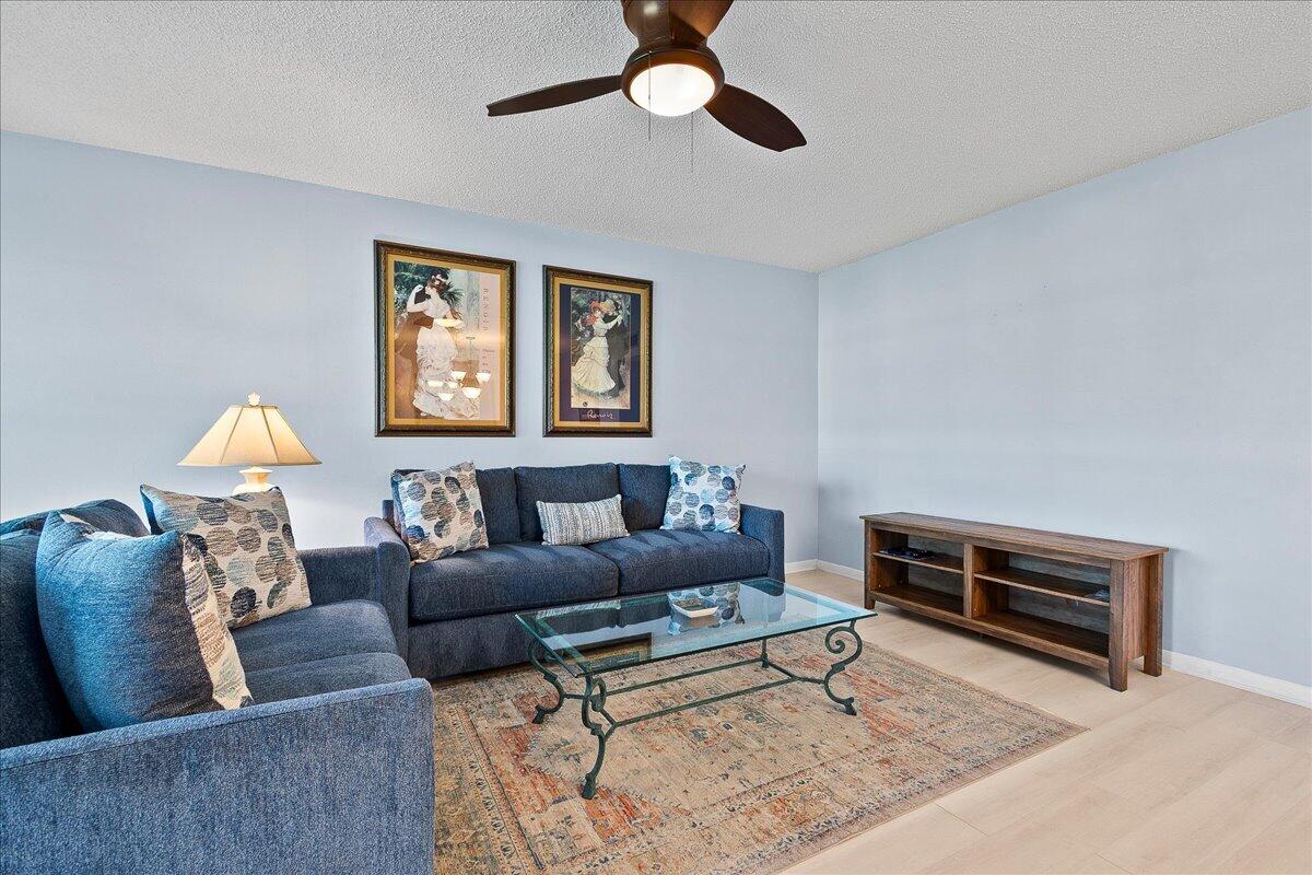 220 Country Lane B