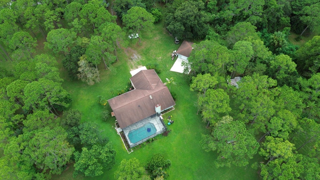 Photo of 13443 WINDOVER Way, Palm Beach Gardens, FL 33418 (MLS # B26079870)
