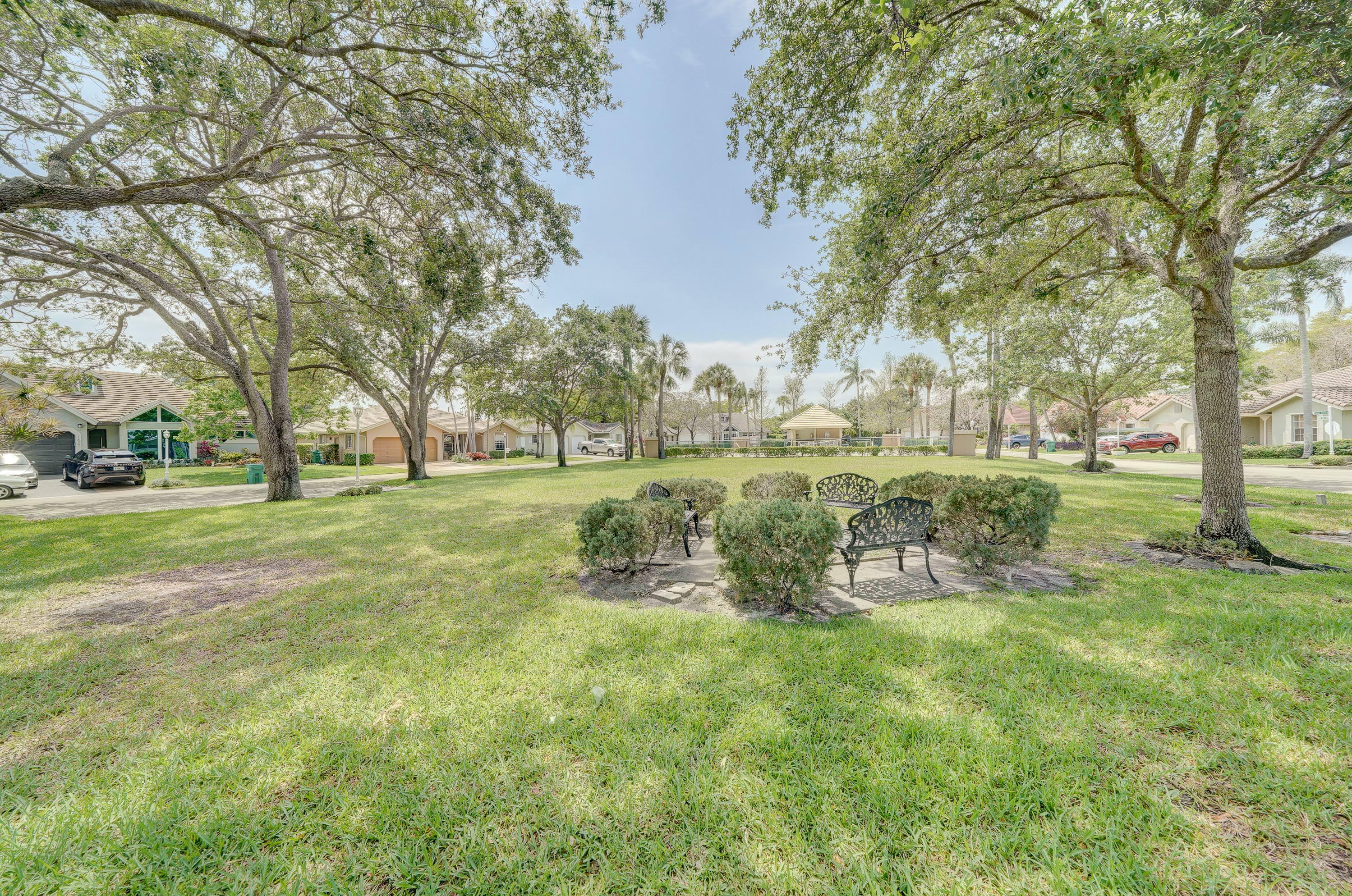 SPRINGS HAMLET VILLAS - Residential