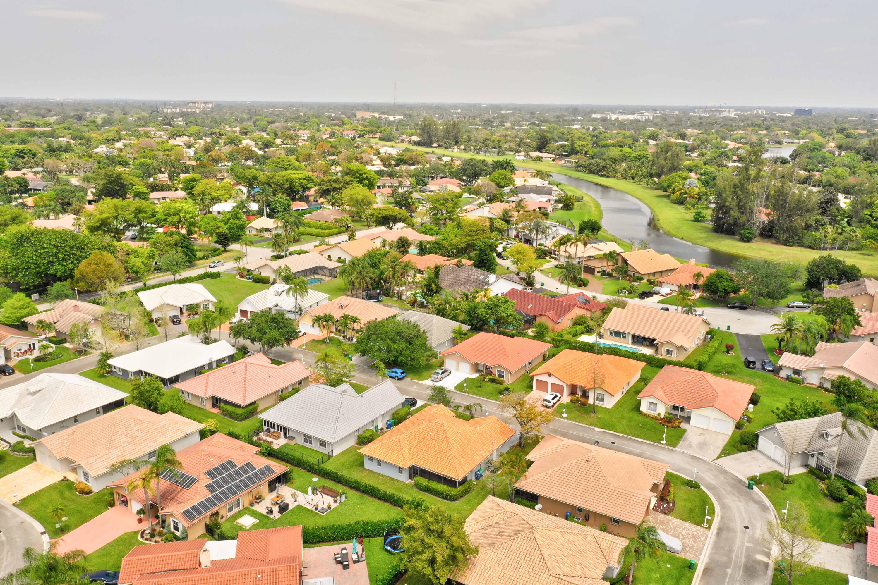 SPRINGS HAMLET VILLAS - Residential