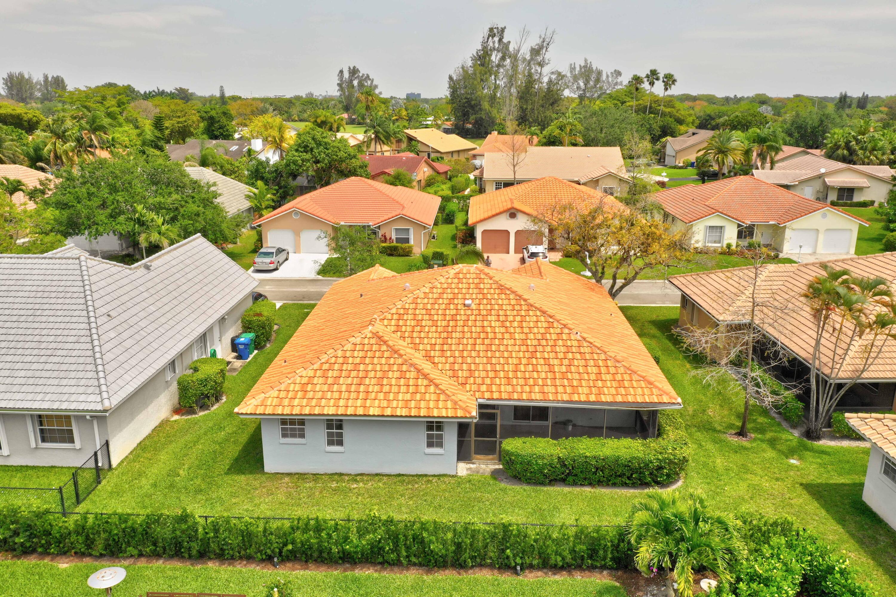 SPRINGS HAMLET VILLAS - Residential