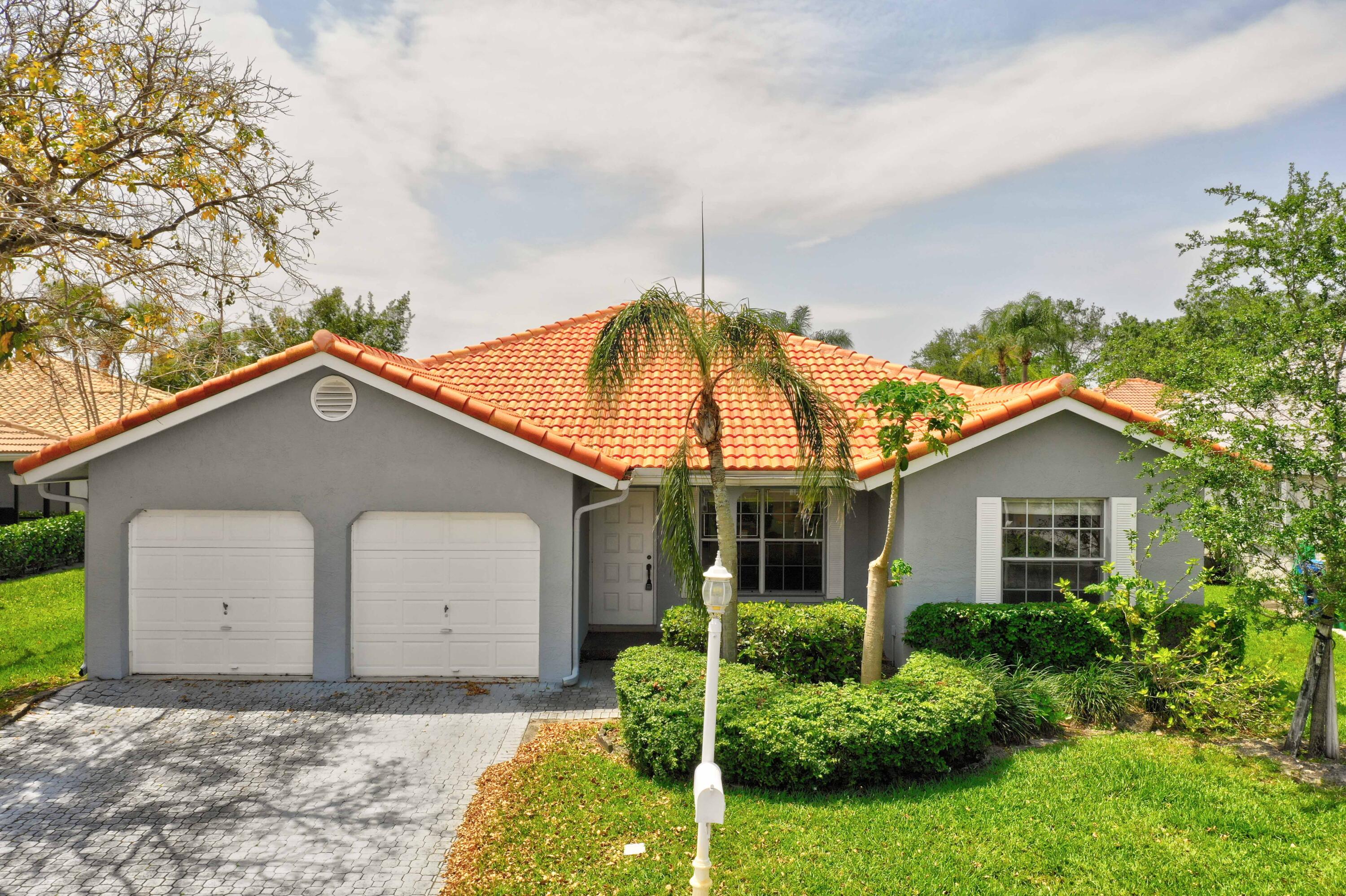 SPRINGS HAMLET VILLAS - Residential