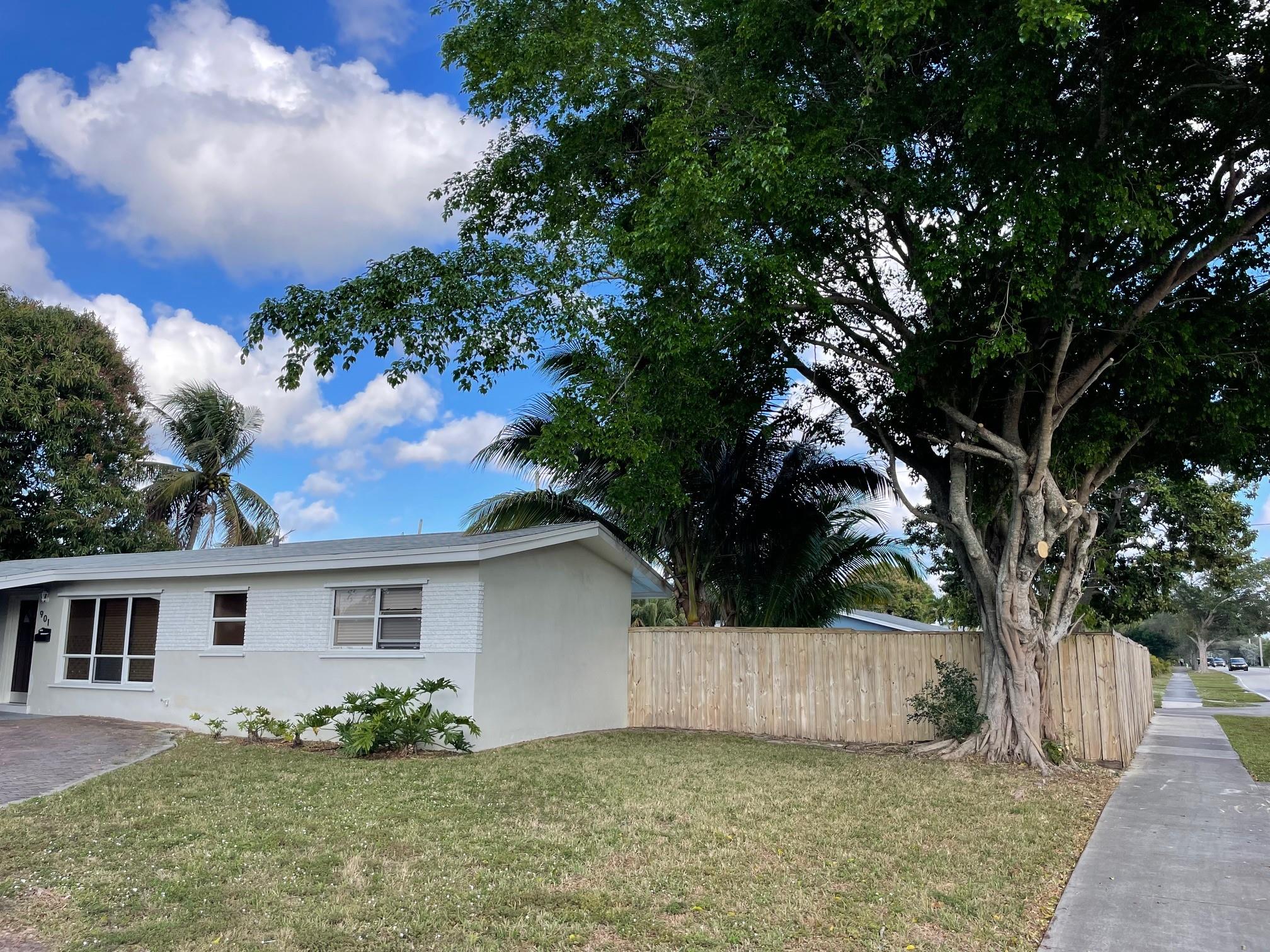 Hollywood Hills 6-22 B - Residential