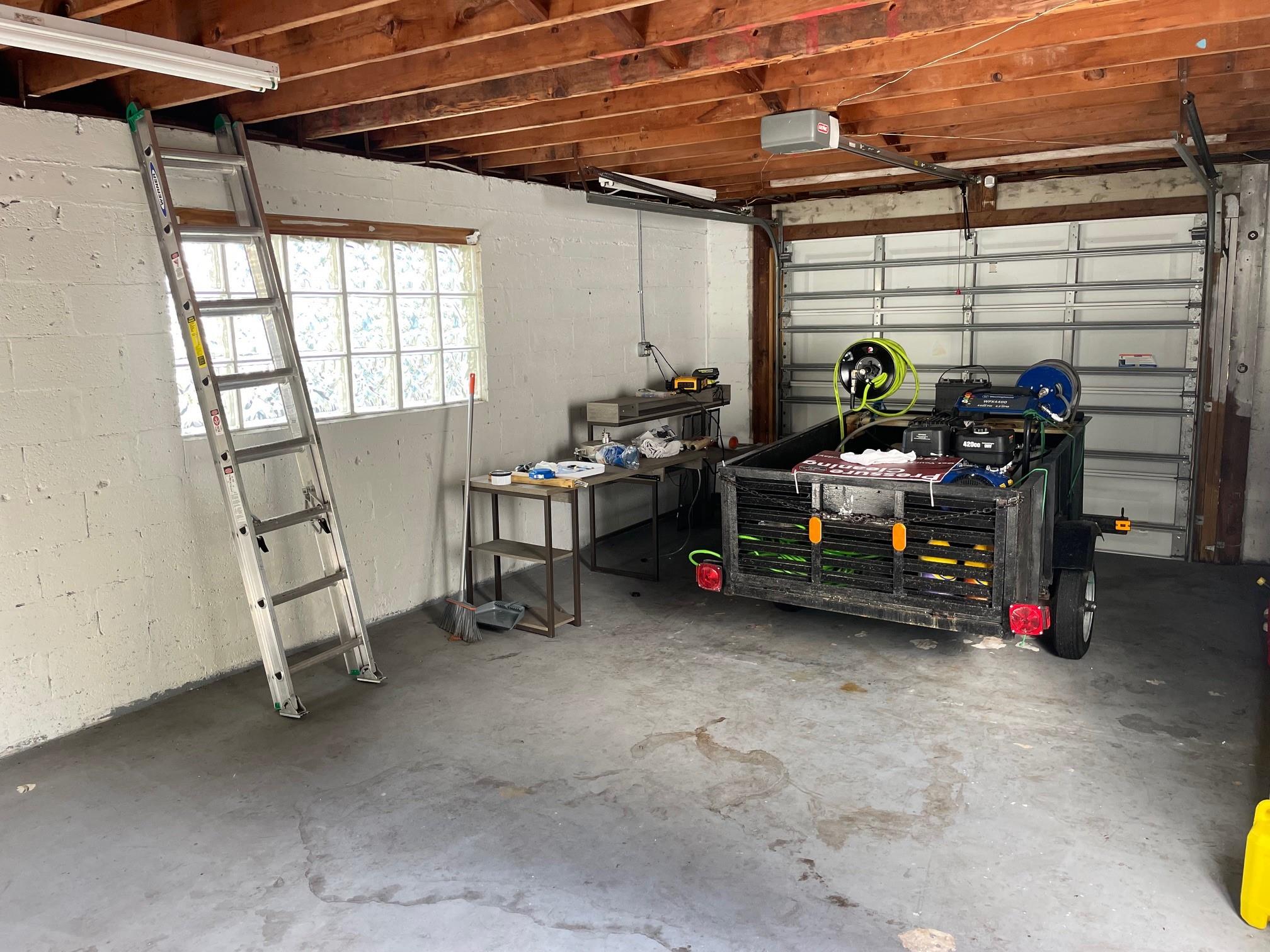 Hollywood Hills 6-22 B - Residential