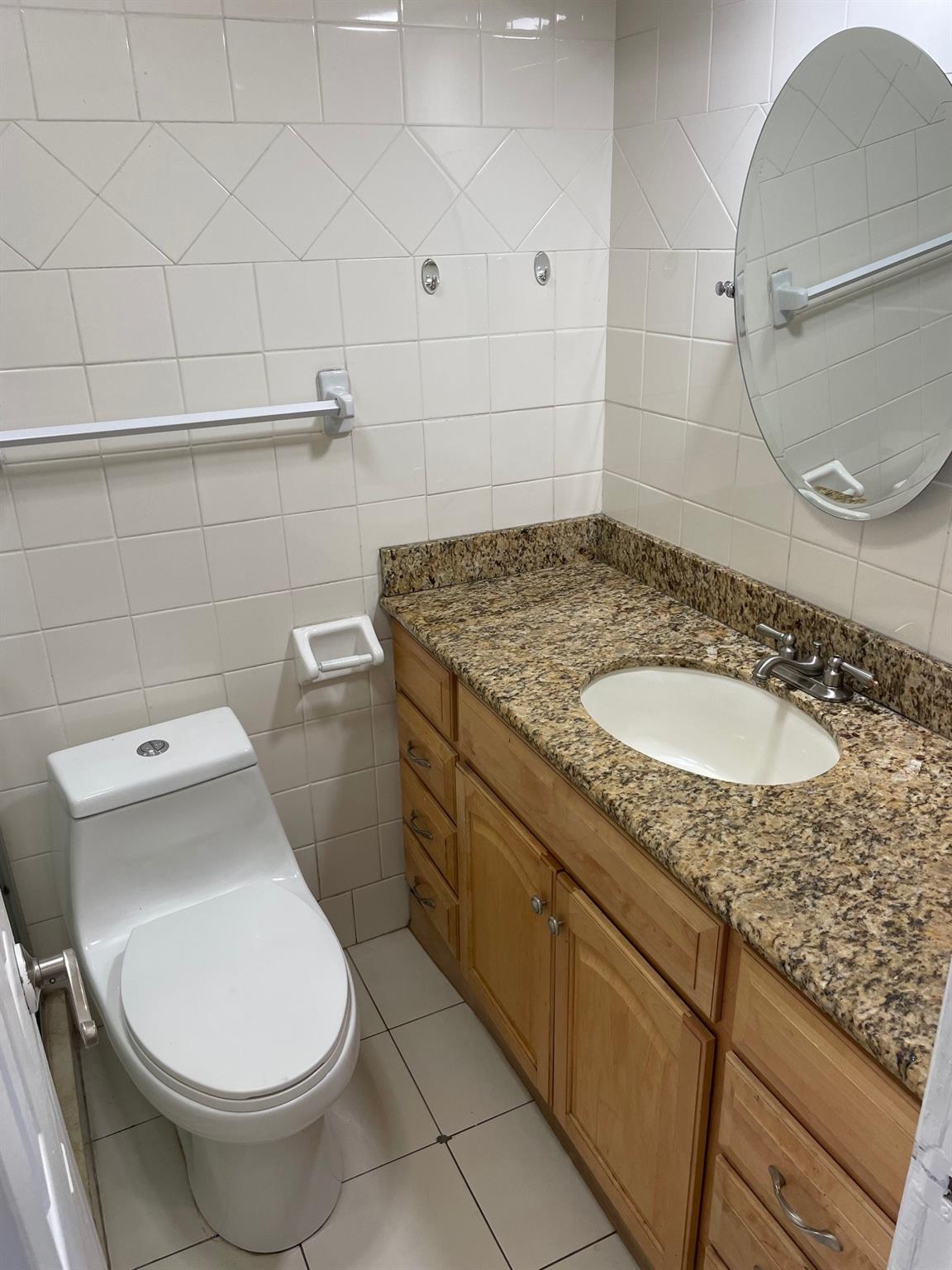 Hollywood Hills 6-22 B - Residential