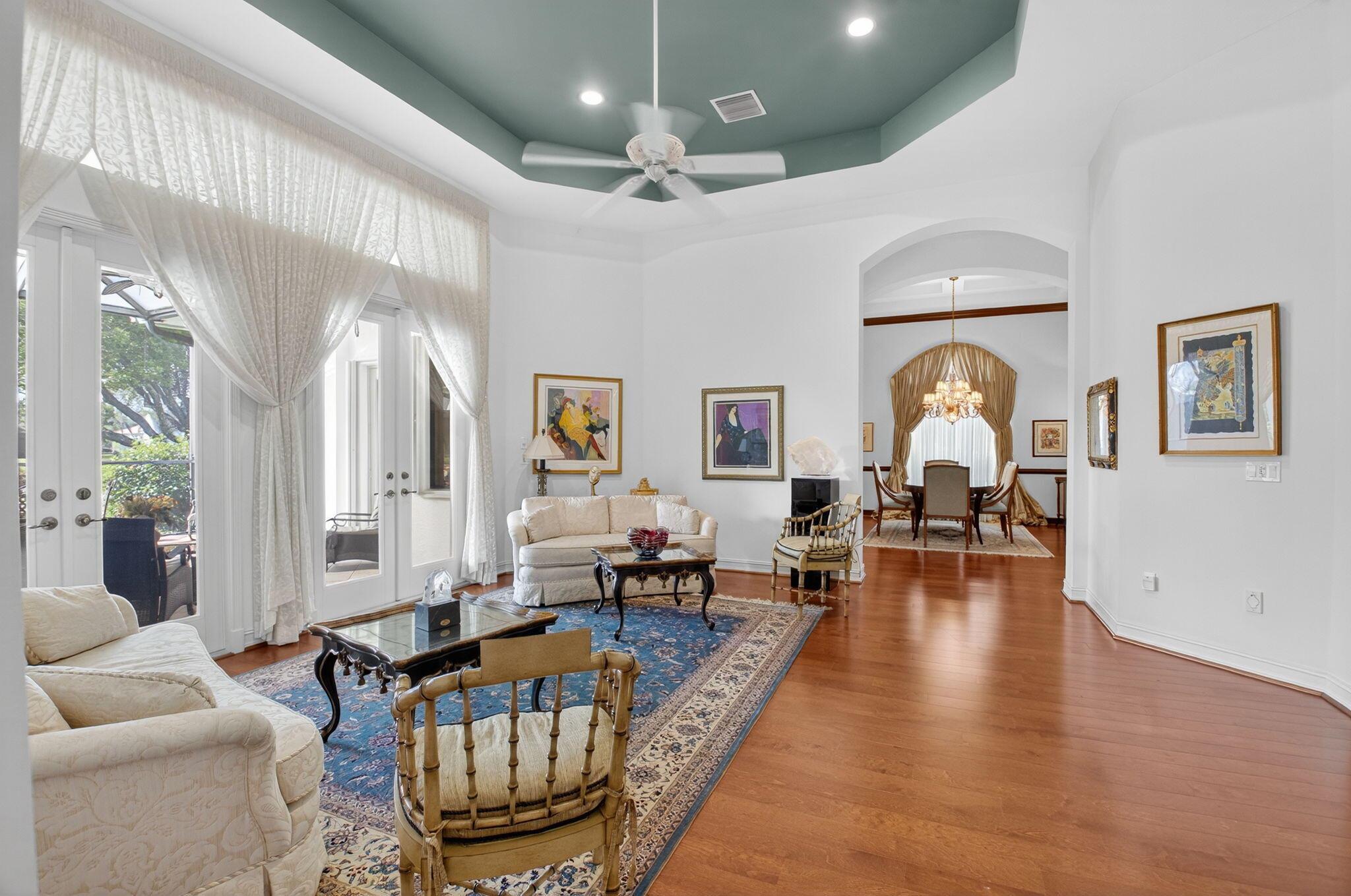 FOUR SEASONS/TIVOLI ISLES - Residential