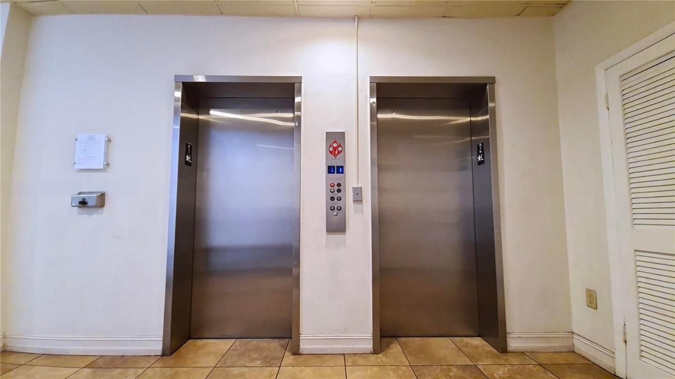 STANTON HOUSE CONDO - Residential