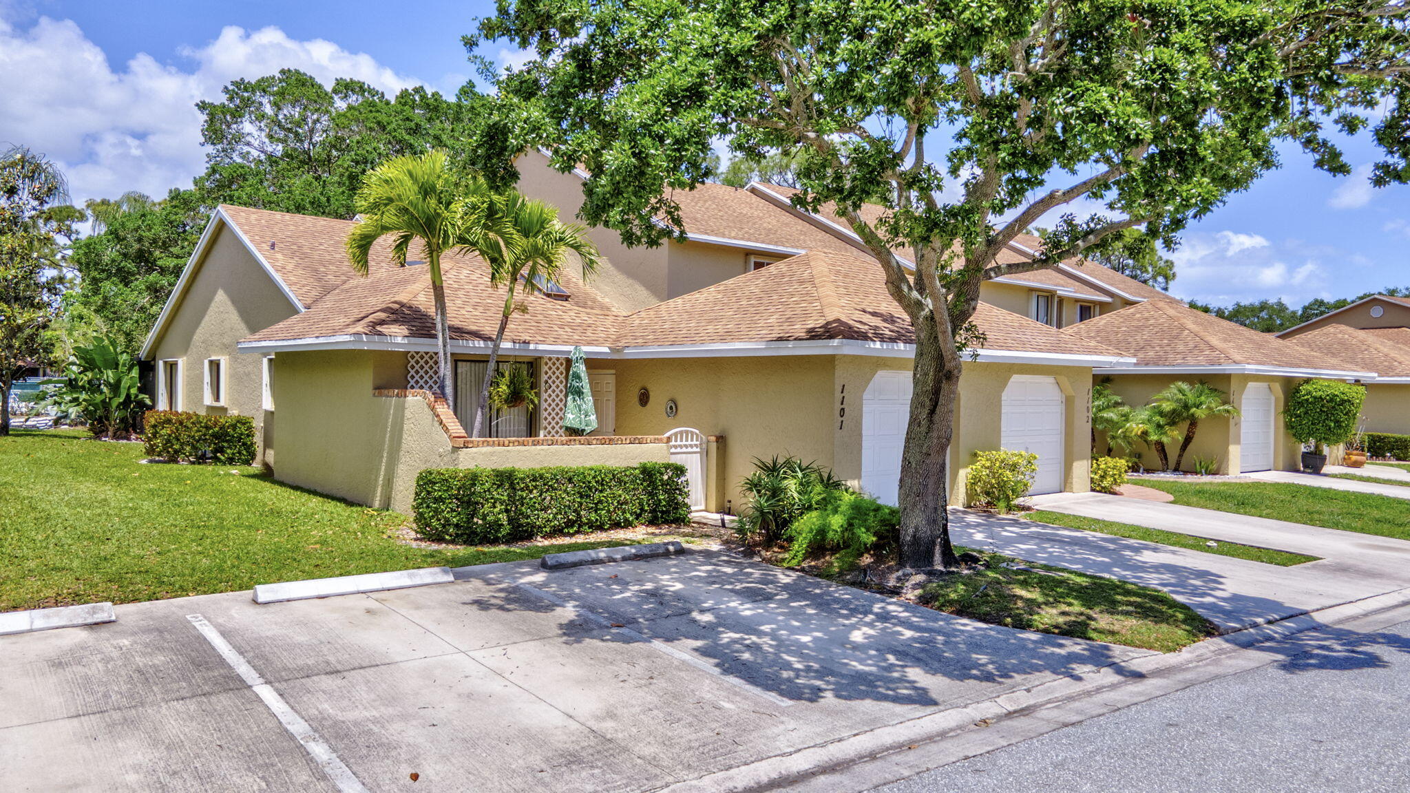 Properties 1101 Maplewood Drive