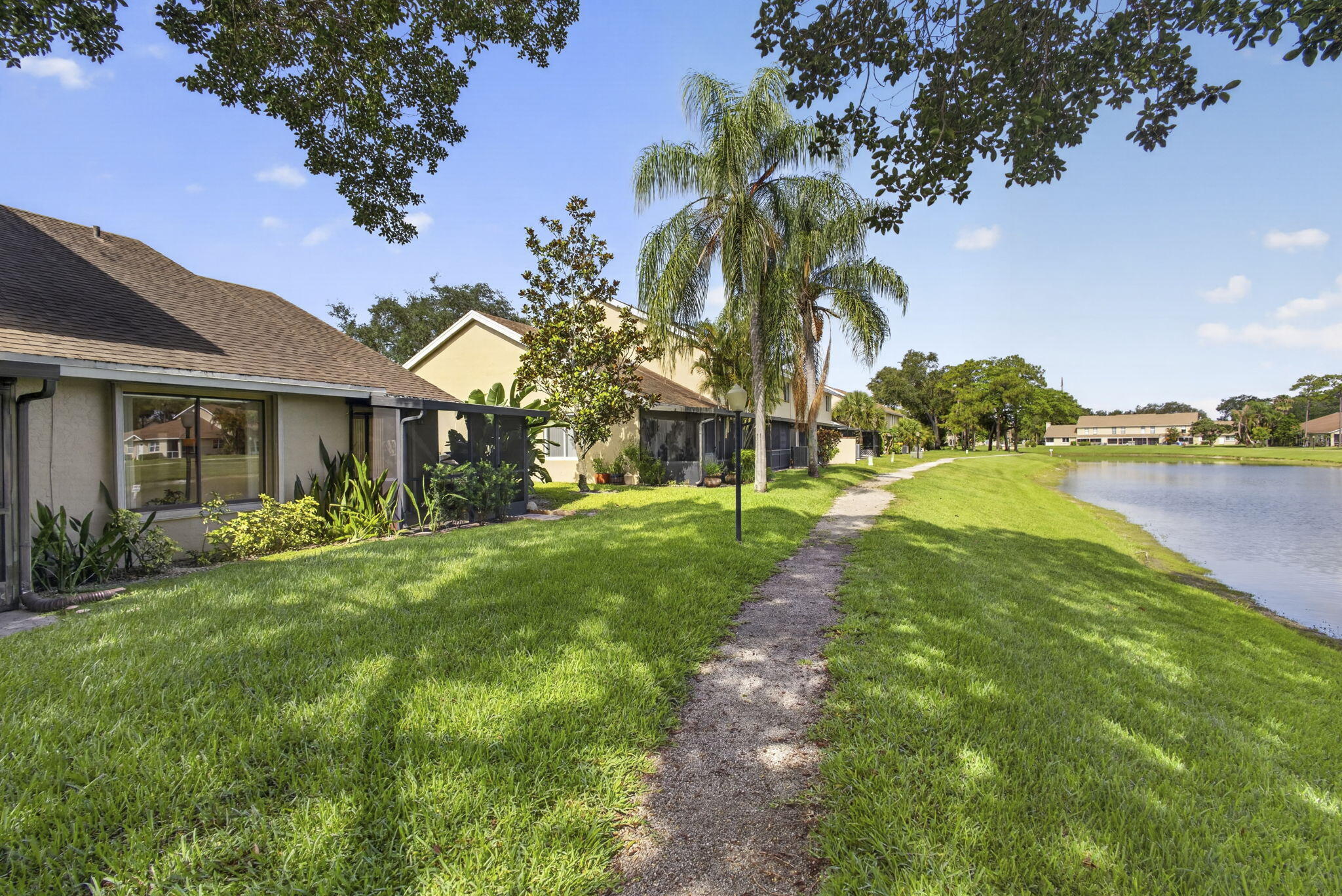JOGGERS RUN - Residential