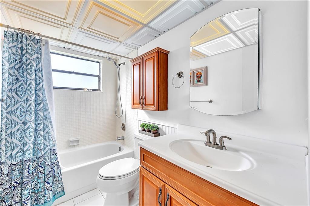 CONCORD VILLAGE 6 CONDO - Residential