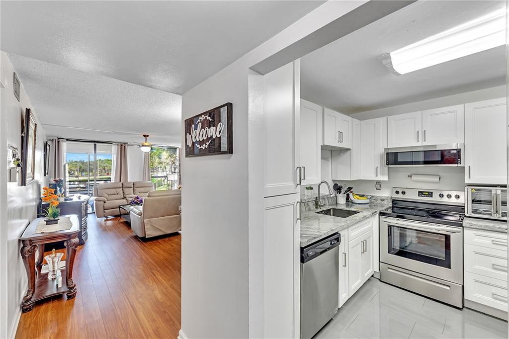 CONCORD VILLAGE 6 CONDO - Residential