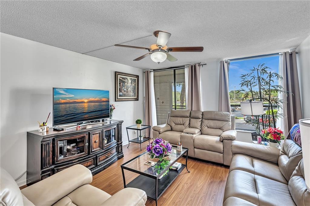 CONCORD VILLAGE 6 CONDO - Residential