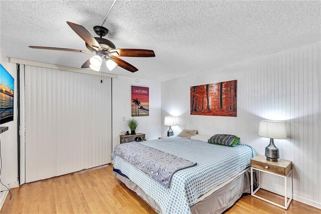 CONCORD VILLAGE 6 CONDO - Residential