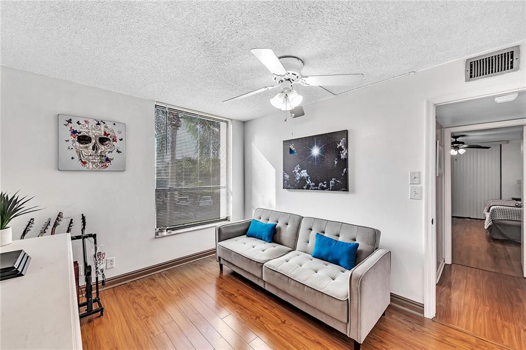 CONCORD VILLAGE 6 CONDO - Residential