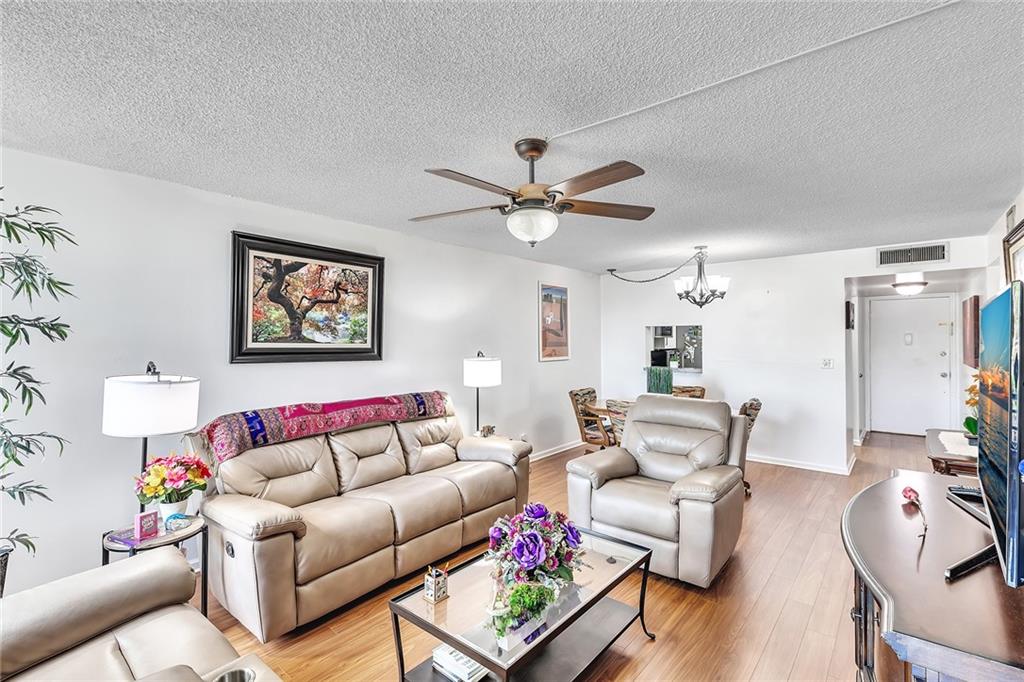 CONCORD VILLAGE 6 CONDO - Residential