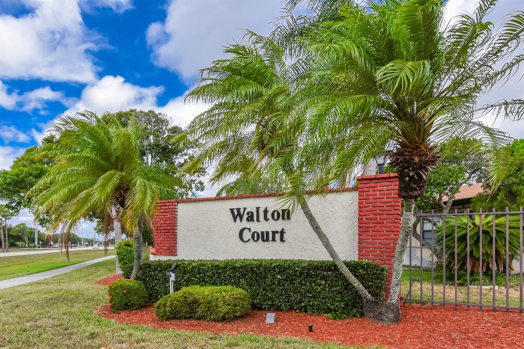 PORT ST LUCIE SECTION 53 - Residential Lease