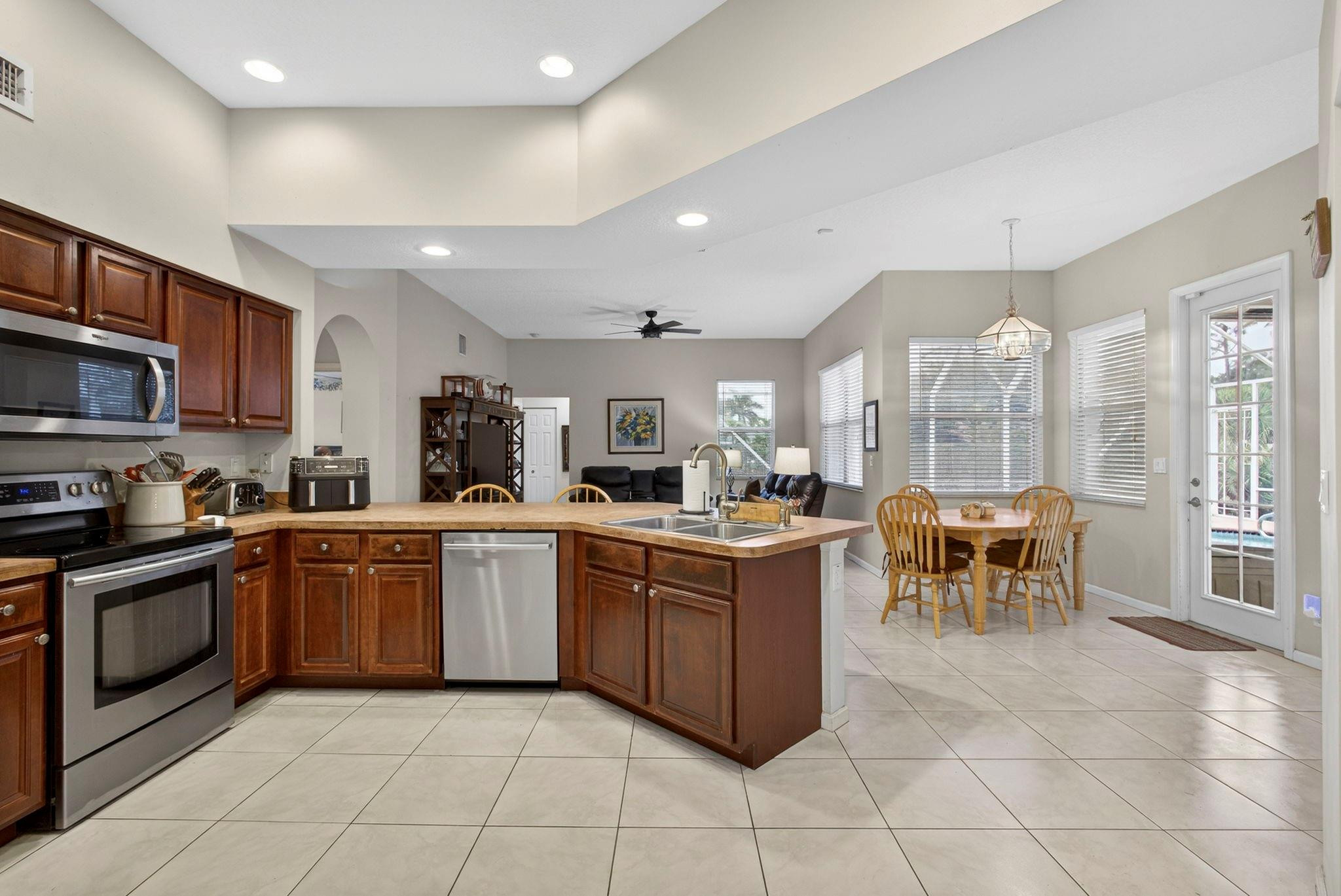 Acreage & Unrec - Residential