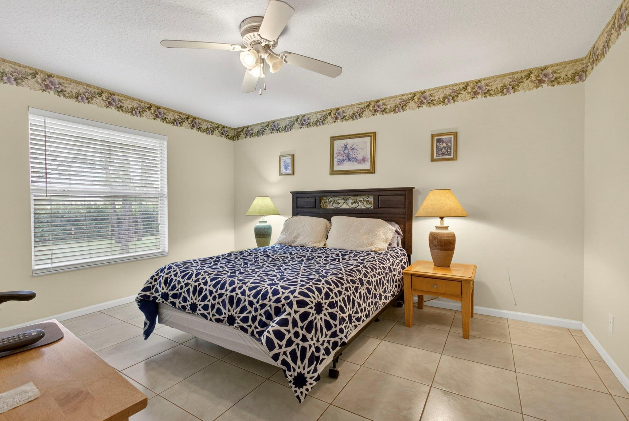 Acreage & Unrec - Residential