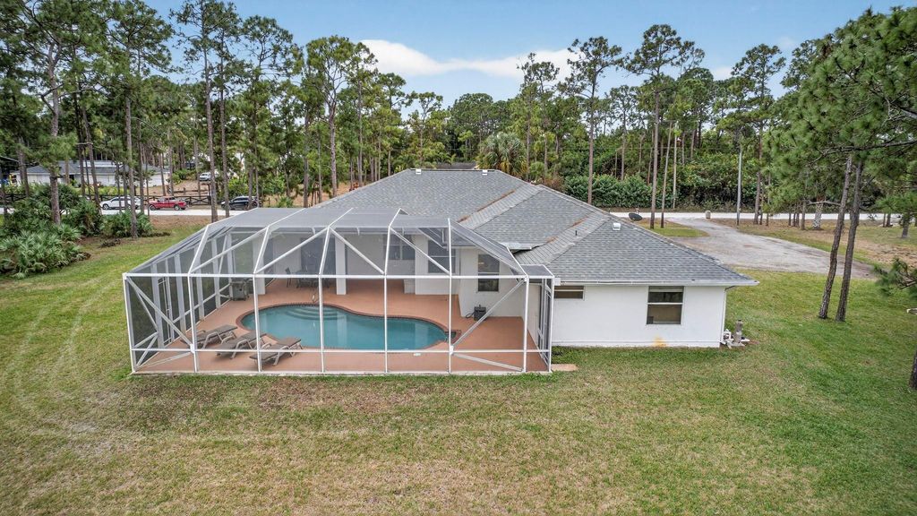 Photo of 17435 84th Court, Loxahatchee, FL 33470 (MLS # F10551757)