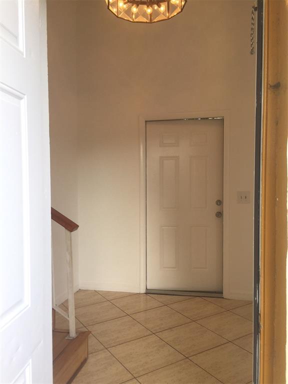 Woodglen Condo - Residential Lease