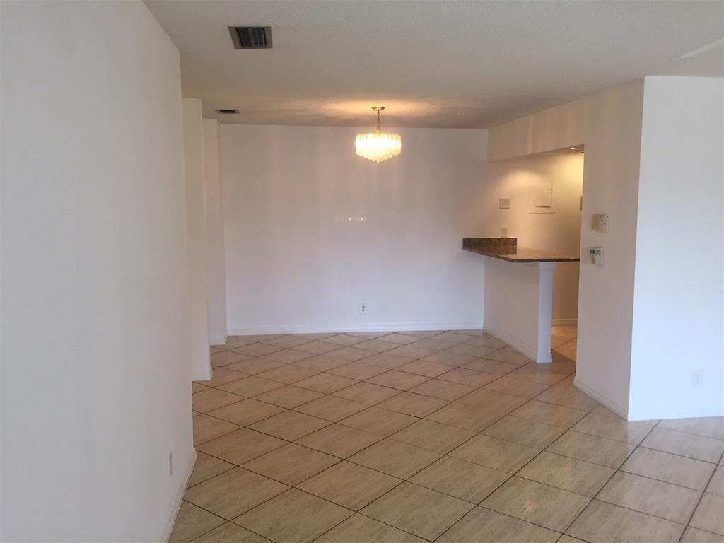 Woodglen Condo - Residential Lease