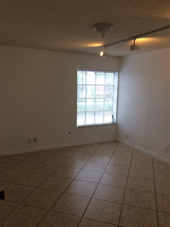 Woodglen Condo - Residential Lease