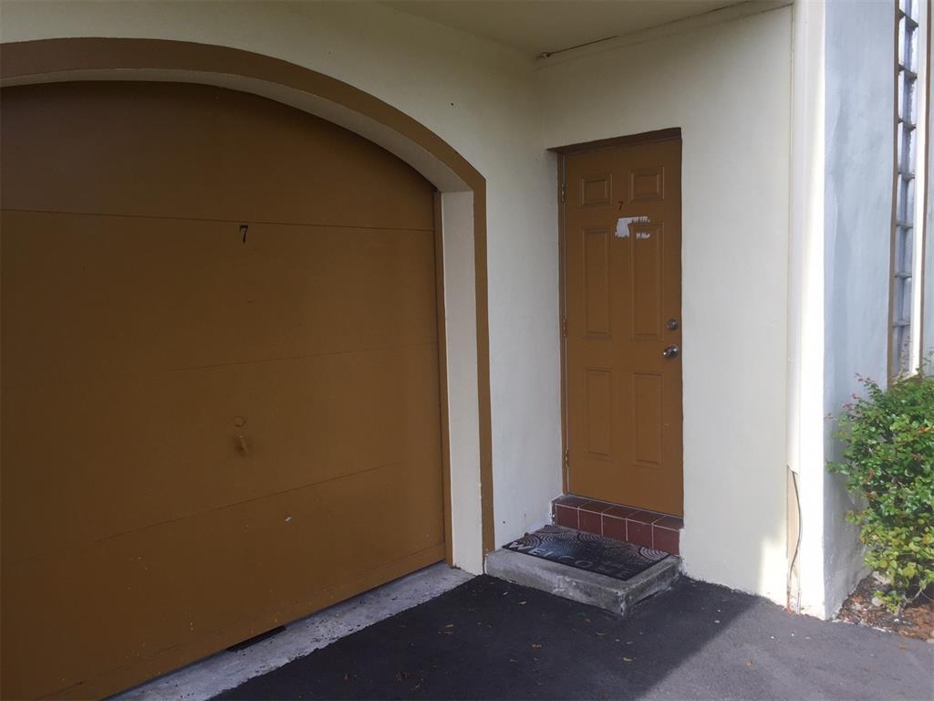 Woodglen Condo - Residential Lease