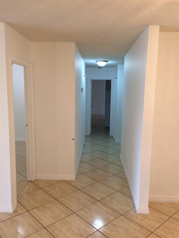 Woodglen Condo - Residential Lease