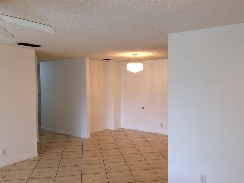 Woodglen Condo - Residential Lease