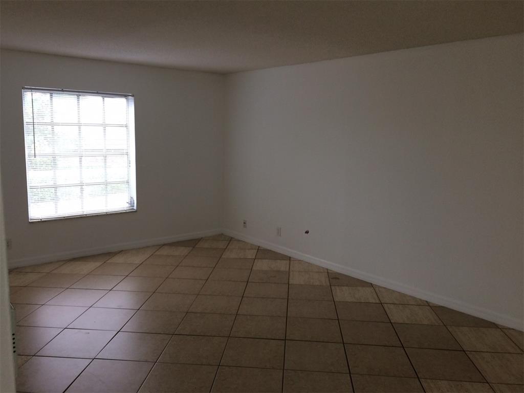 Woodglen Condo - Residential Lease