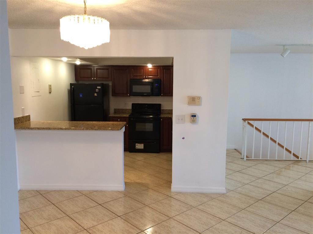 Woodglen Condo - Residential Lease