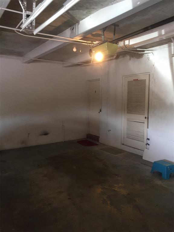 Woodglen Condo - Residential Lease