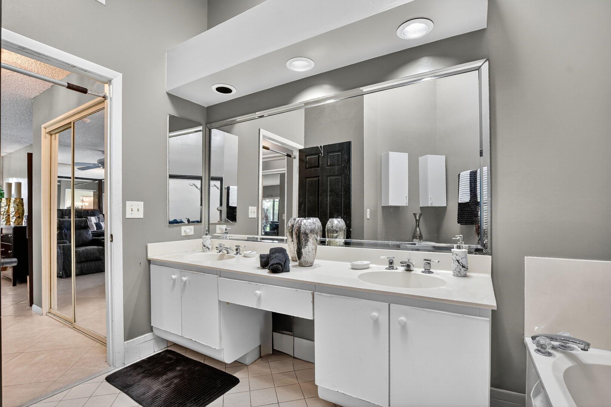 BRENTWOOD OF BOCA PH 6 - Residential