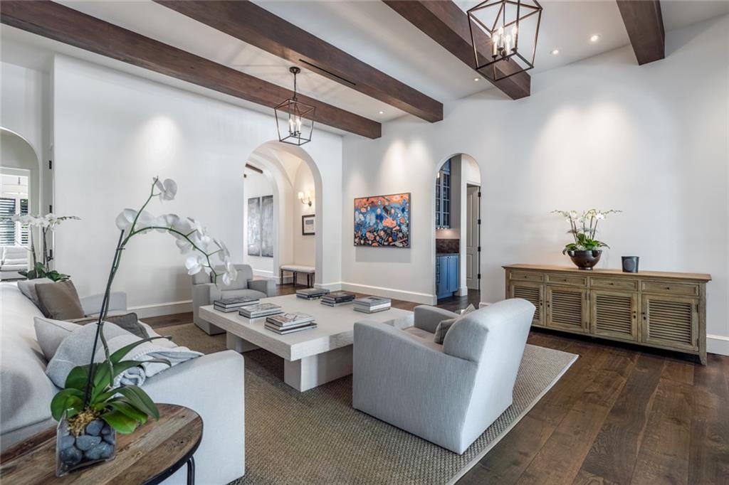 Lucille Island 37-19 B - Residential