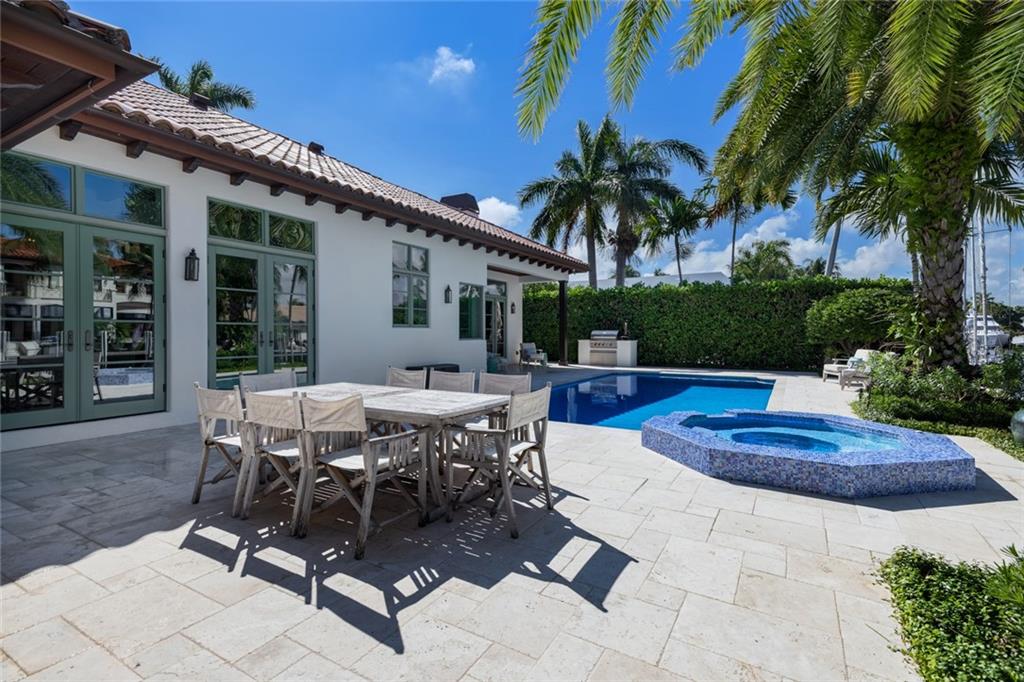 Lucille Island 37-19 B - Residential