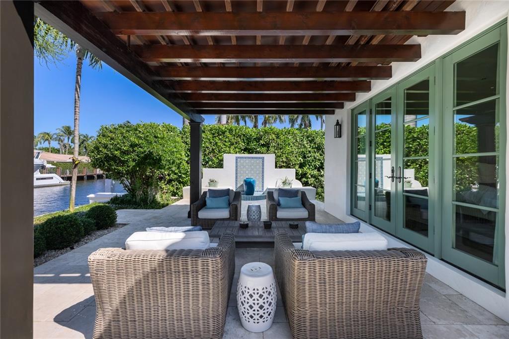 Lucille Island 37-19 B - Residential