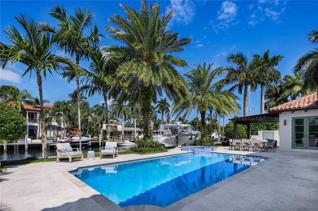 Lucille Island 37-19 B - Residential