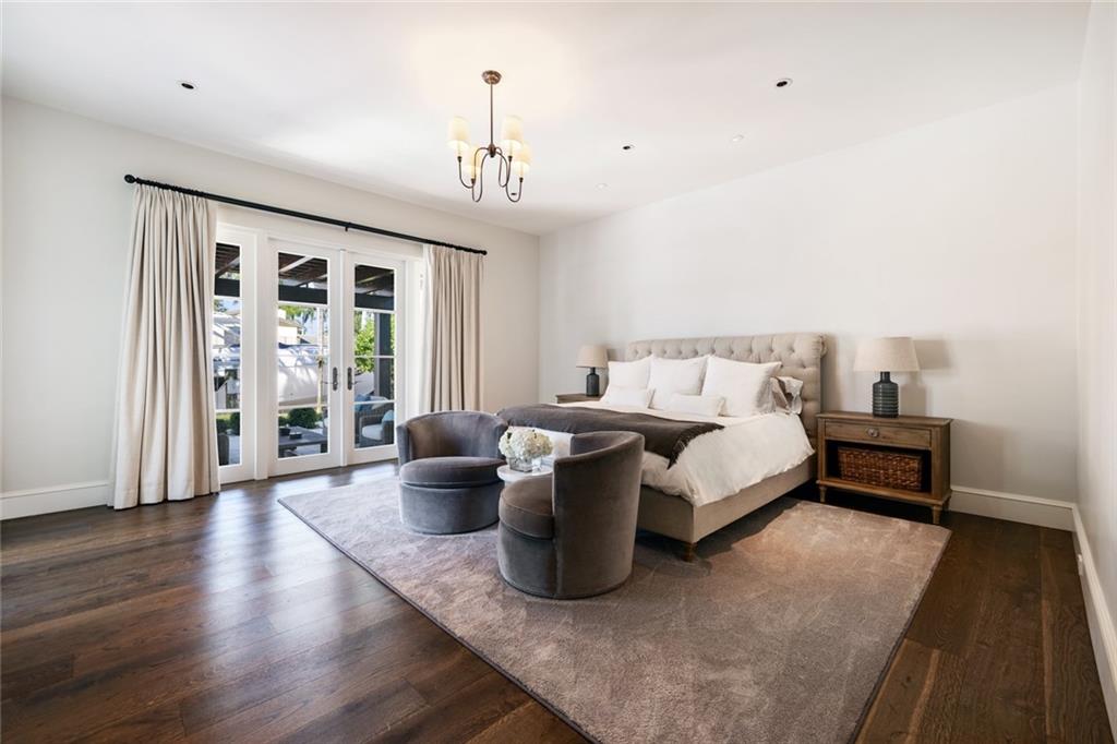 Lucille Island 37-19 B - Residential